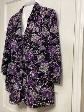 Women's Black & Purple Floral Polka Dot V-Neck Button Up Blouse Plus Size 2X